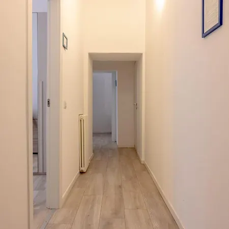 דירה Corte Degli Artigiani קומו