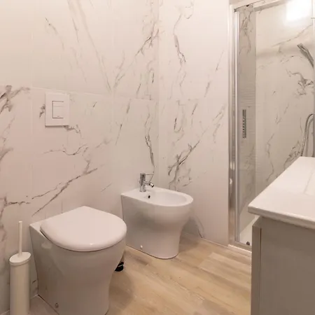 Corte Degli Artigiani Como